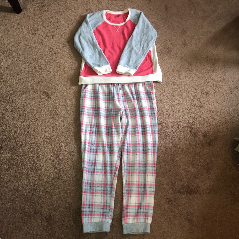 Cuddl Duds Pajama Set